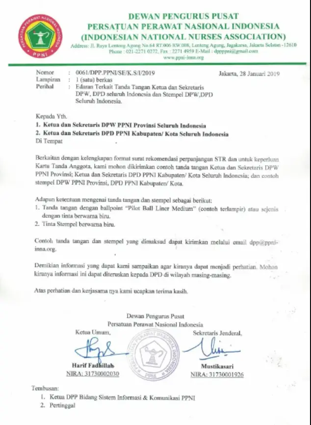 letak stempel yang benar antara ketua dan sekretaris