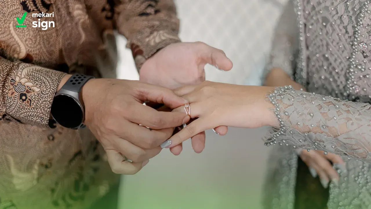 syarat dokumen untuk daftar nikah, cara daftar nikahnya secara langsung ke kelurahan atau online lewat SIMKAH, dan tips daftar nikah